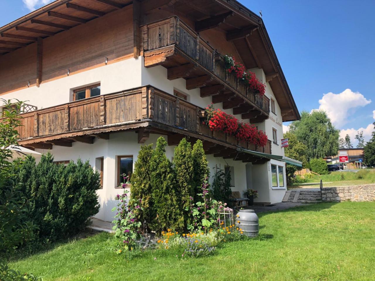 Gaestehaus Lackner Oberau Exterior foto